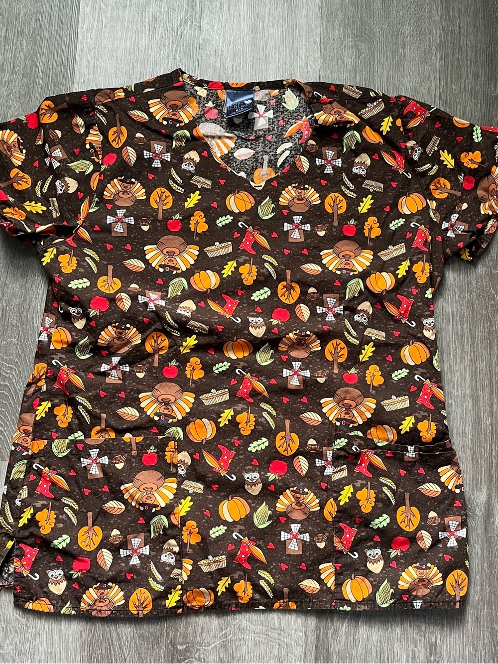 Women's Small Thanksgiving Print Zoe & Chloe Scrub Top